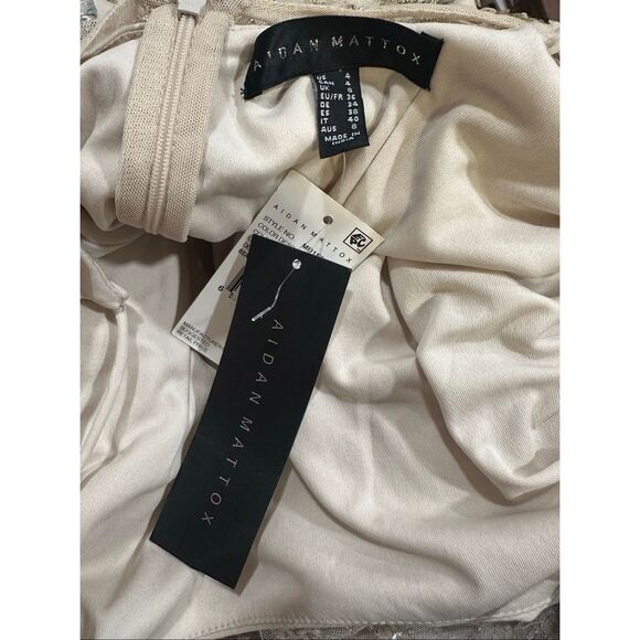 Aidan Mattox Fully Beaded Column 3/4 sleeve Gown In Champagne US 4 $495 - Picture 2 of 3